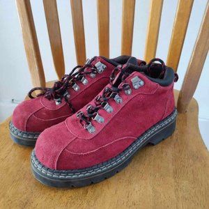 CHEROKEE vintage red shoes